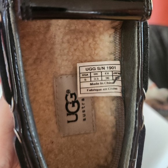 UGG Black Patent Leather Rain Lofers - Picture 6 of 6